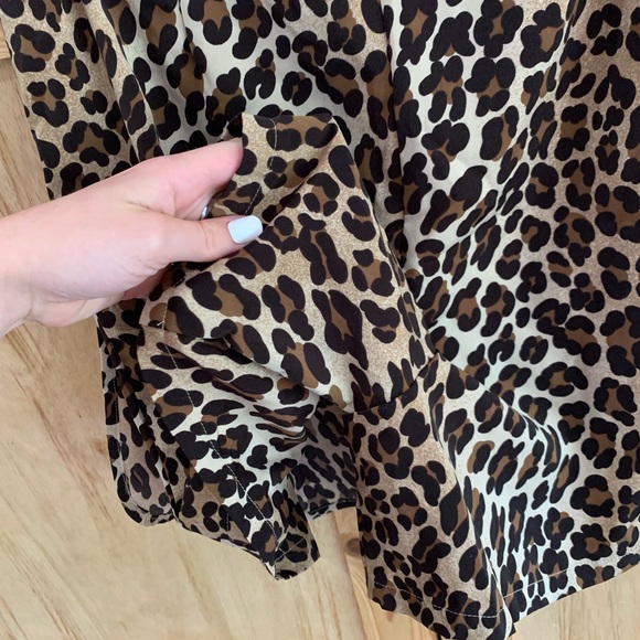Newport News leopard cheetah animal printed wrap style skort size 12 - Picture 5 of 7